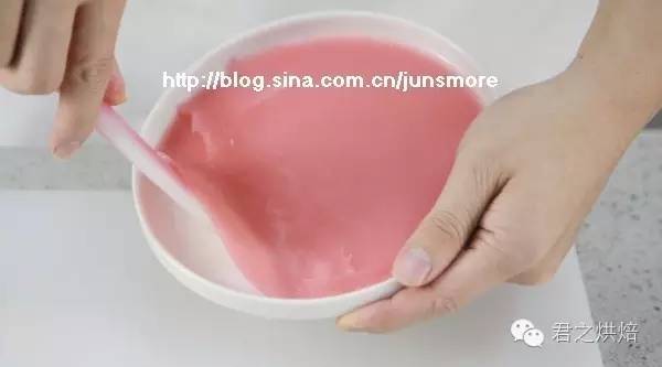 极简单的牛奶布丁,香浓嫩滑好美味!