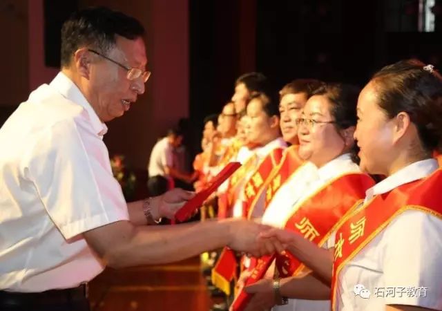 滕州优秀教师优秀教育工作者,周口优秀教师优秀教育工作者