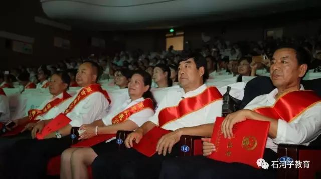 滕州优秀教师优秀教育工作者,周口优秀教师优秀教育工作者