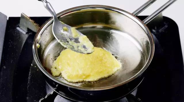 豆浆做菜的家常做法,喝不完的豆浆可以怎么做饼