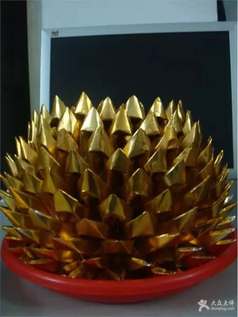 黄纸手工折纸菠萝元宝,中秋节元宝折纸的教程简单又漂亮