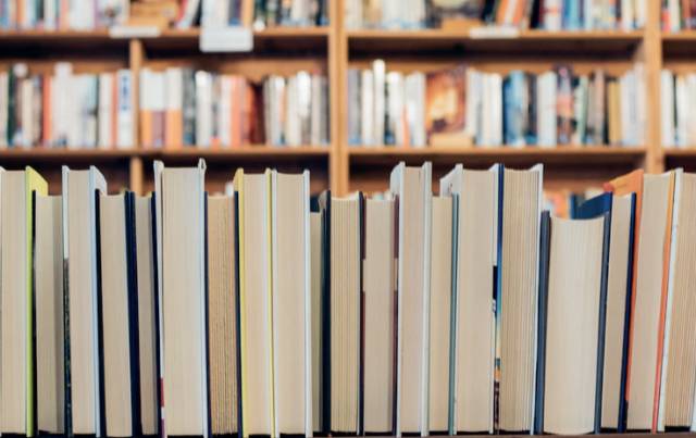 这所小学不仅拥有无敌湖景,还有一个滨江历史博物馆