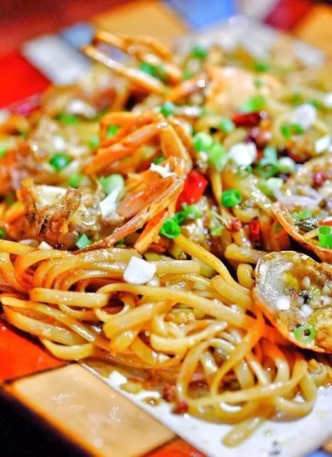 又是秋高蟹肥时一年一度的螃蟹节,又是吃螃蟹的好时节