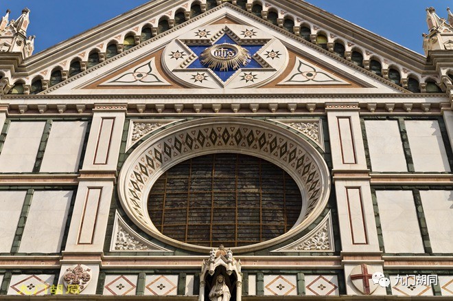 佛罗伦萨建筑圣十字教堂的特色 (圣十字教堂在佛罗伦萨位置)