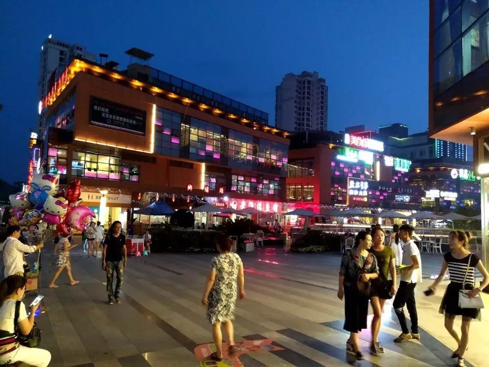 夜读自贡陈家祠堂,自贡人骨子里有气质