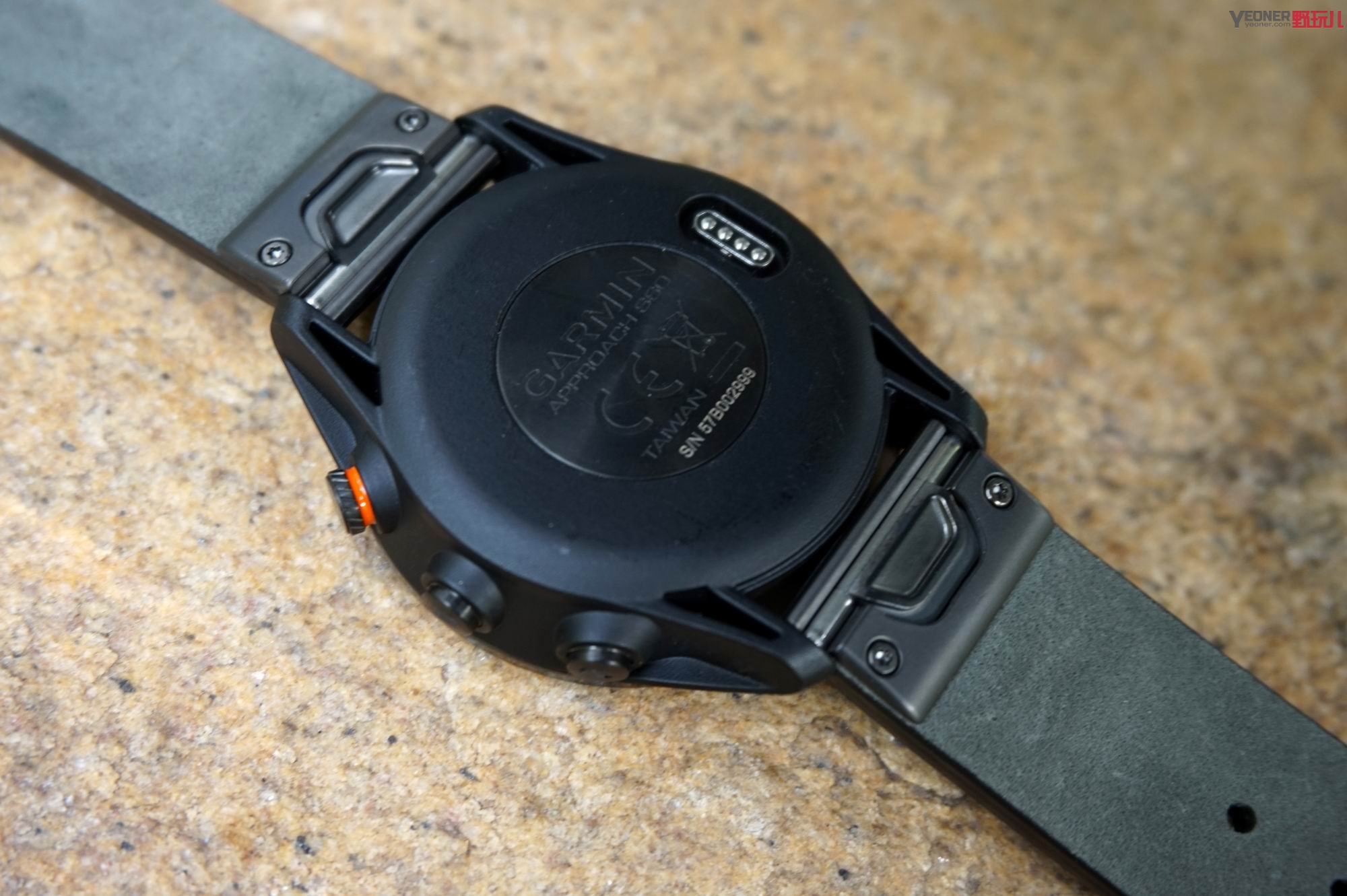 garmin高尔夫手表竞品,garmins62高尔夫智能腕表