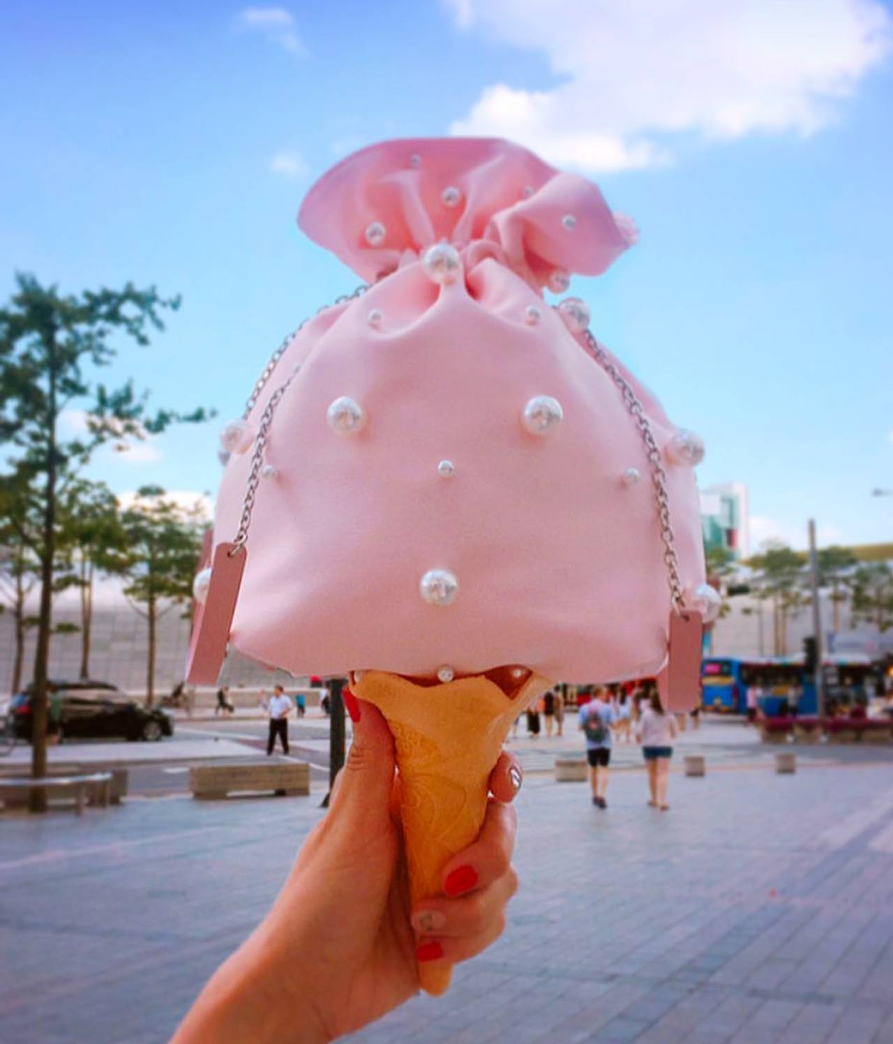 杨幂周冬雨时尚任性穿,杨幂周冬雨t恤