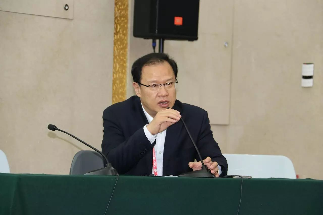 ccos鐩存挱,ccos鐪肩瀛︽湳