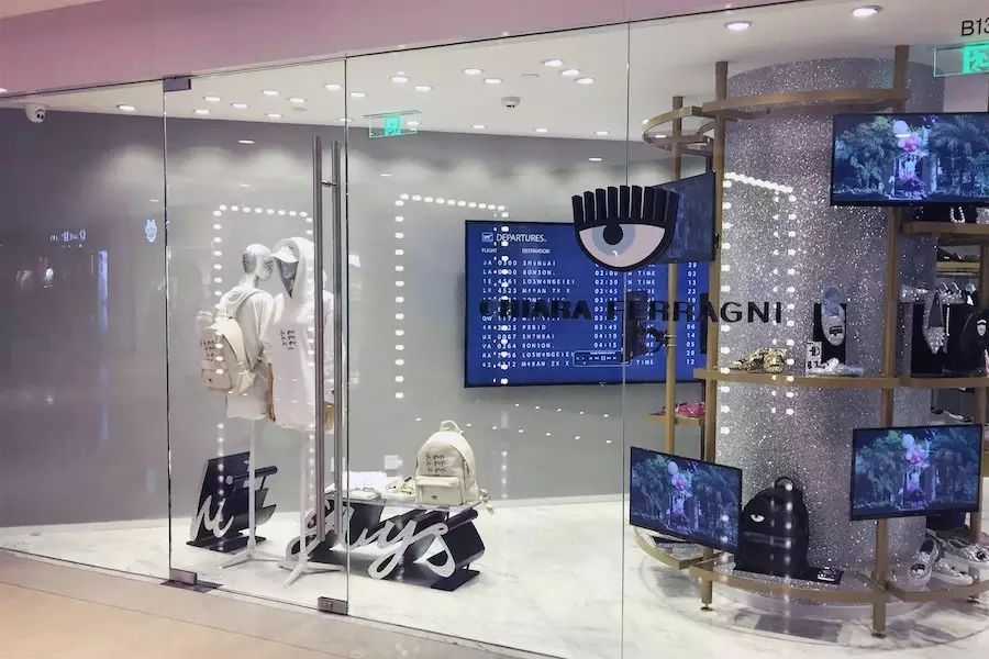 这些中国「别的地方没得卖」的时髦货｜都在这个商场里！