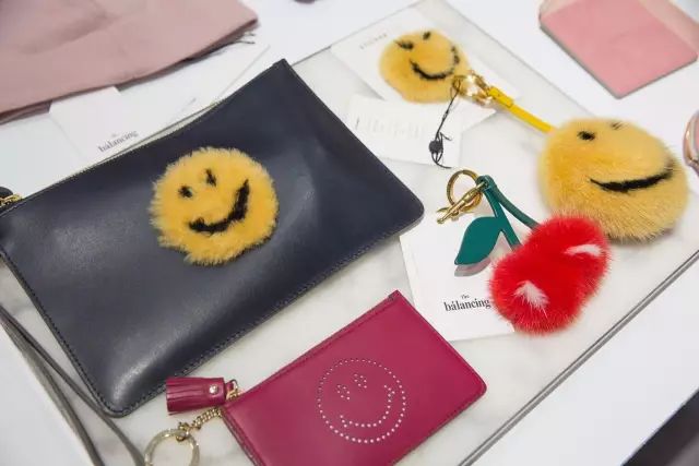 爆款已经看腻了你却还在做烂大街的伪时髦?