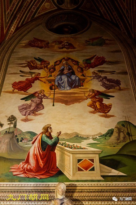 佛罗伦萨建筑圣十字教堂的特色 (圣十字教堂在佛罗伦萨位置)