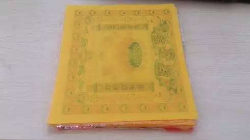 黄纸手工折纸菠萝元宝,中秋节元宝折纸的教程简单又漂亮