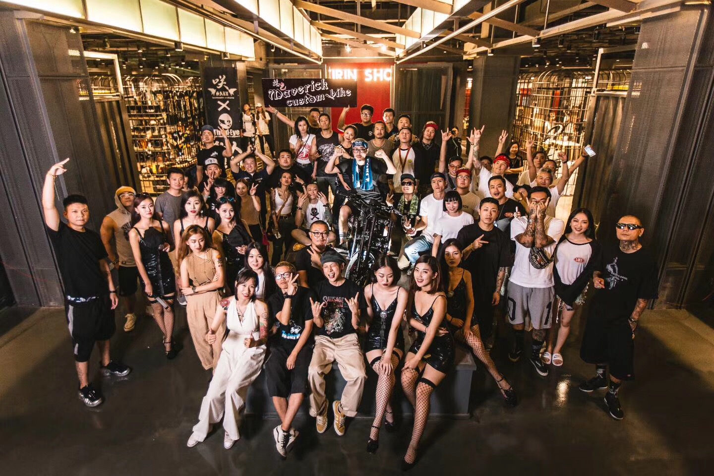 潮牌｜N.E（核爆炸）原创潮流品牌，炸的就是潮流圈！