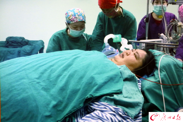 胖女减肥300斤,胖女孩一月减重二十多斤