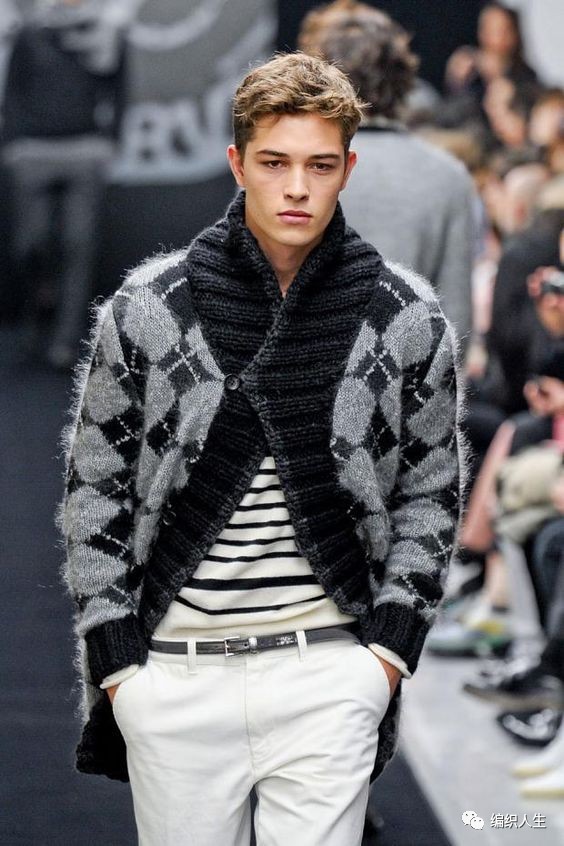 1500种镂空毛衣编织花样图解女,1-3岁从上往下编织毛衣开衫图解