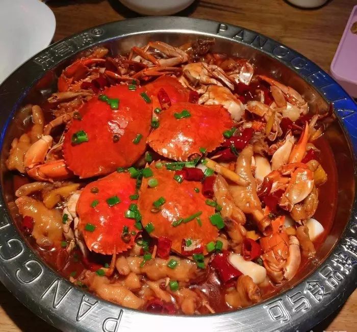 又是秋高蟹肥时一年一度的螃蟹节,又是吃螃蟹的好时节