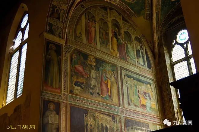 佛罗伦萨建筑圣十字教堂的特色 (圣十字教堂在佛罗伦萨位置)