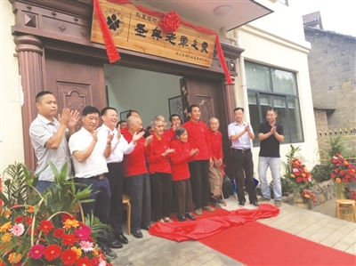 奋斗在希望的田野上图片,奋斗在希望的田野