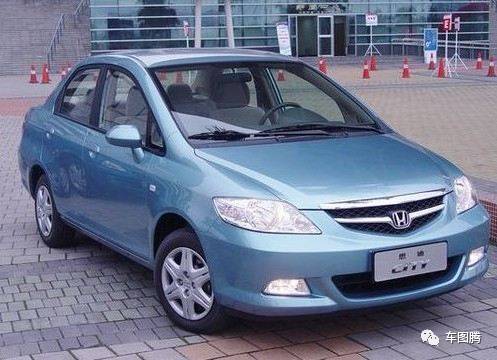 国人为什么这么喜欢大众,为什么国内三厢车比两厢车受欢迎