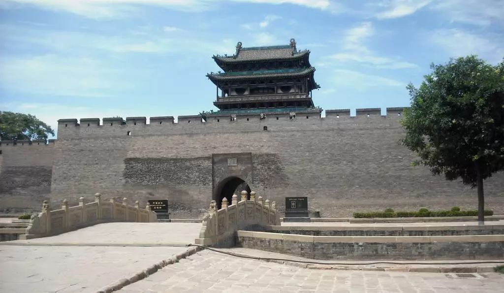 小县城的风景有多惊艳,小县城的风景不输大城市