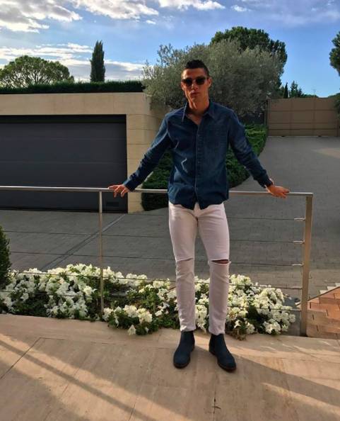 c罗的肌肉是自然还是科技,c罗的肌肉特别像李小龙