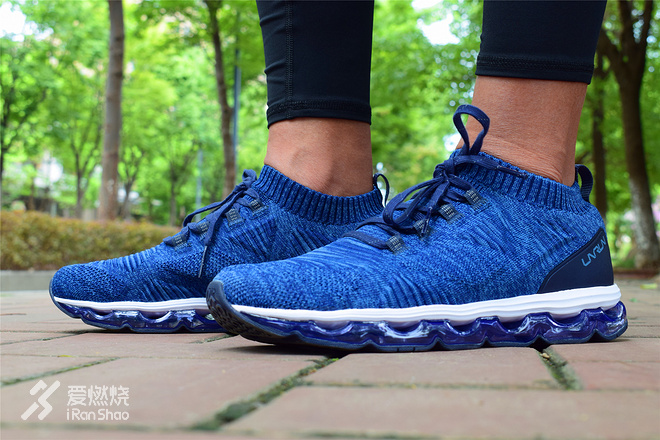 李宁剑影测评视频,李宁带气垫和碳板篮球鞋