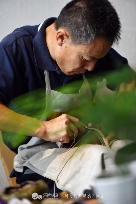 正宗高档老北京鞋,北京1978手工皮鞋加盟