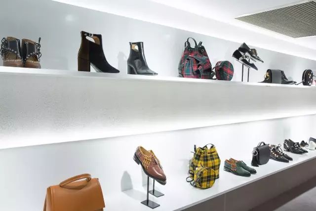 爆款已经看腻了你却还在做烂大街的伪时髦?