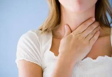 秋天口干舌燥伴有咳嗽食疗,秋天上火的食物有哪些