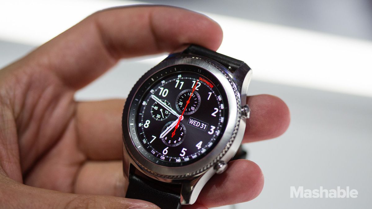 三星gears3手表功能运动版,三星gears3智能手表运动