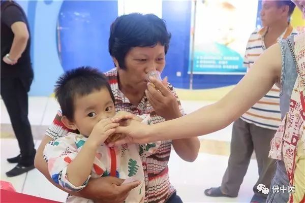 「给力」佛中医3院区三水联合义诊人气高，中医药服务获赞精彩到家