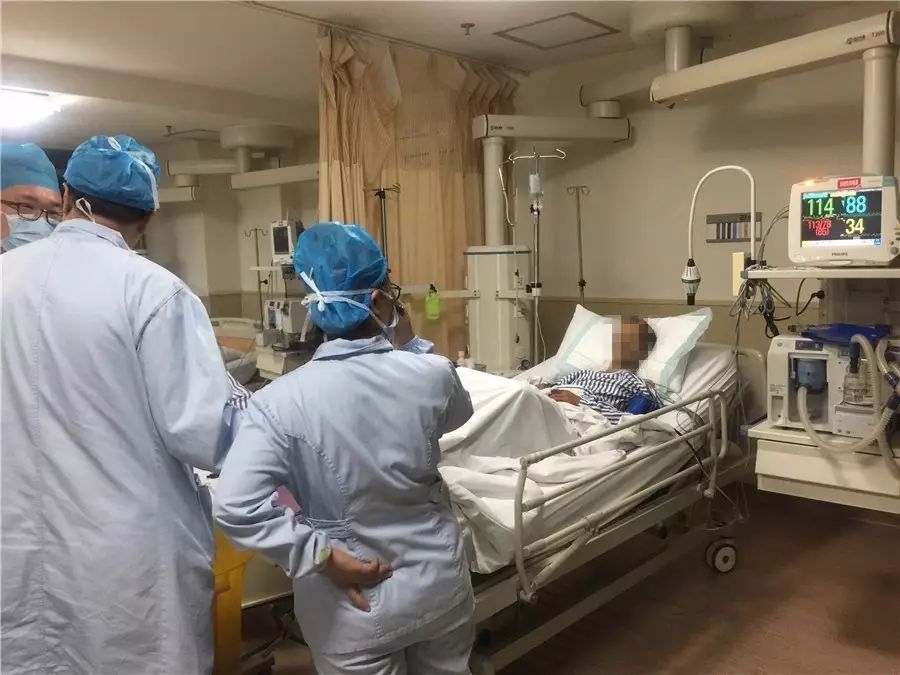 新闻医务工作者报道视频,医务人员新闻报道