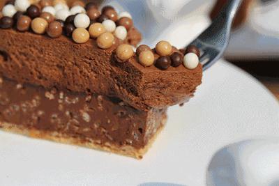 把Mall里的餐厅一次都吃遍,做梦吧?不是!