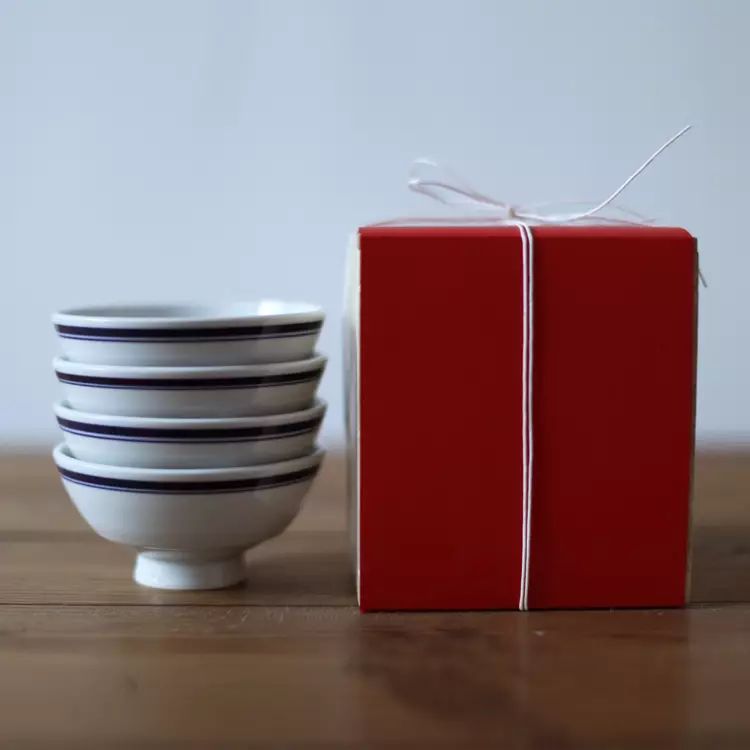 高颜值宜家餐具,宜家的3.9元碗是什么材质的