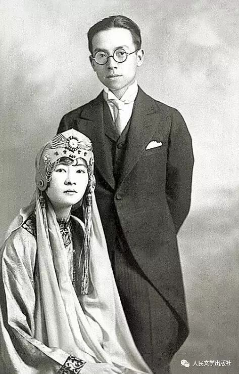 林徽因与梁思成葬在一起吗,林徽因与梁思成的爱情