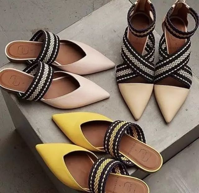 找女友只服冯绍峰，我却心疼赵丽颖找不到一双好鞋~