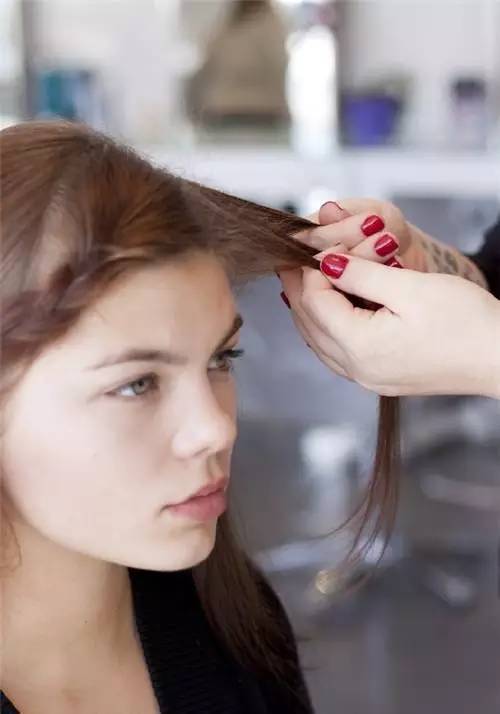 长直发帅气扎发,长直发都能怎么绑头发