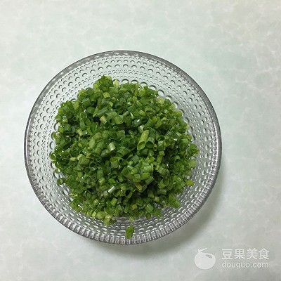 葱香曲奇饼干的做法,葱香曲奇饼干的烤箱做法