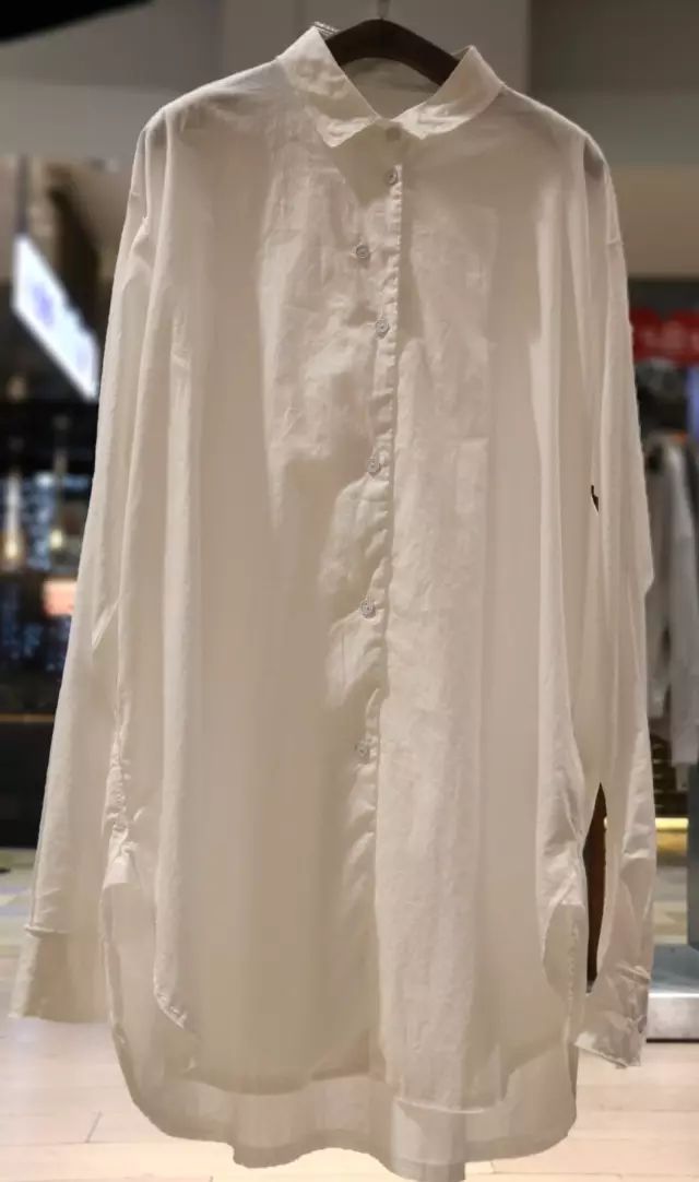 花一件钱买三件衣服,花一件的钱拿两件