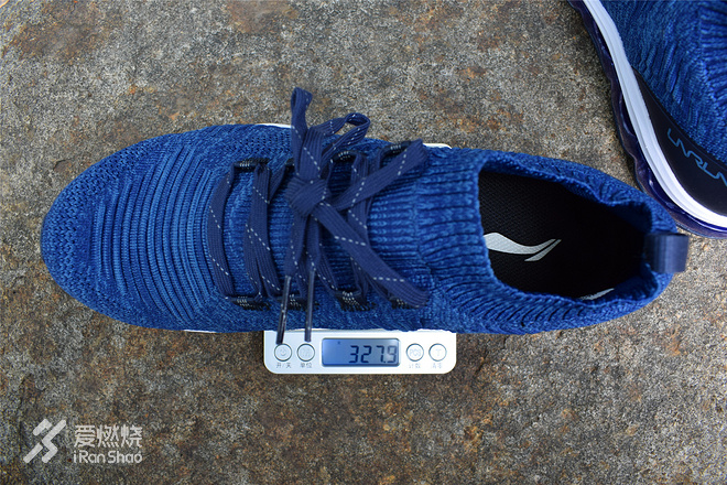 李宁剑影测评视频,李宁带气垫和碳板篮球鞋