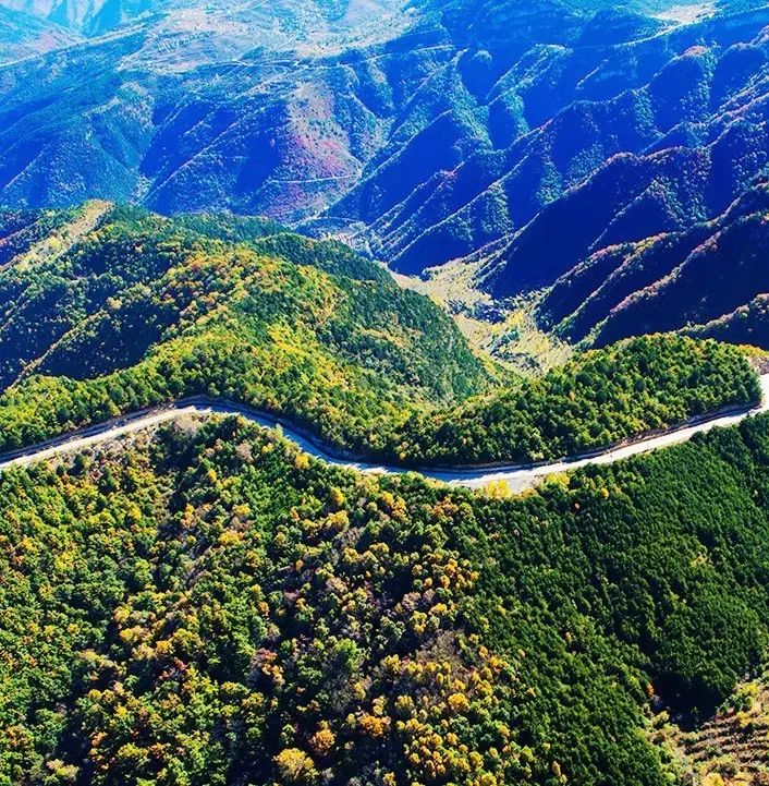 小县城的风景有多惊艳,小县城的风景不输大城市