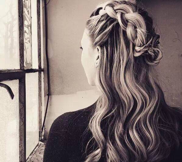 最流行女人头发编发,全球精选发型编发