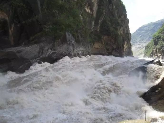 行走在川甘青交界,四川马湖