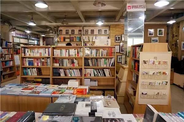 乐游｜国庆不出门的，来沈阳这些最美看书圣地，装文艺，玩自拍，看猫咪……都能满足你~