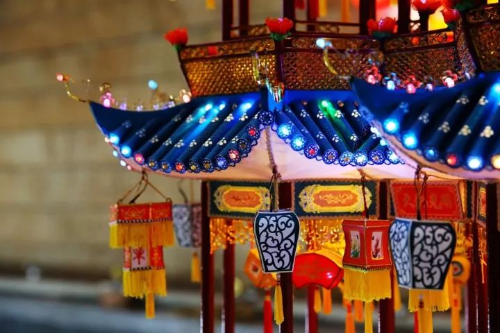 匠心制作｜传统匠人的手作灯都汇聚在海宁皮革城！