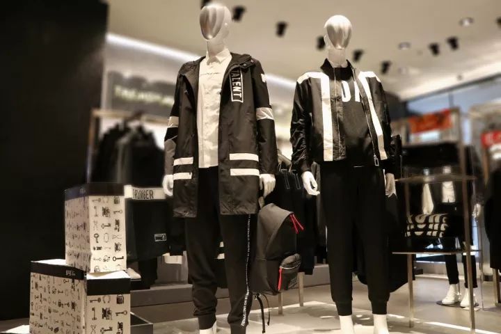 十一出来逛值得去吗,十一出去旅游不如回家