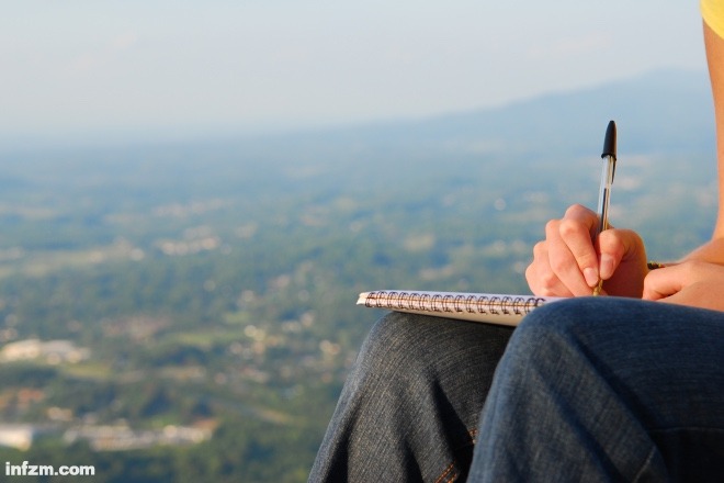 中文系不培养作家吗,文学系能培养作家吗