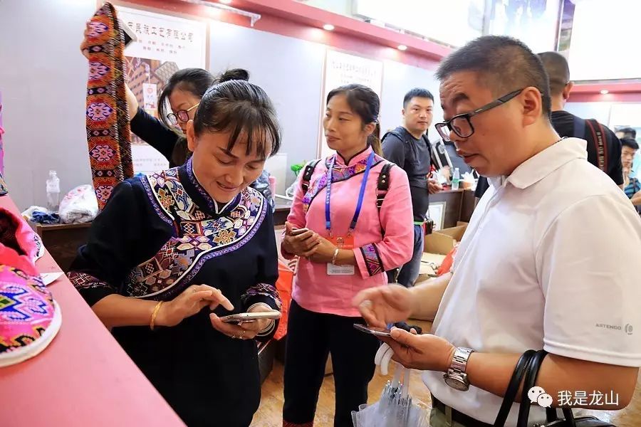 非遗展演让市民大饱眼福,文化非遗旅游大会博览会