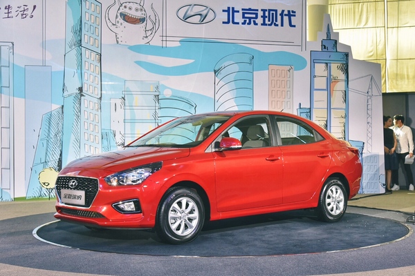 现代瑞纳2018新款车驾车体验,还要什么自行车英语