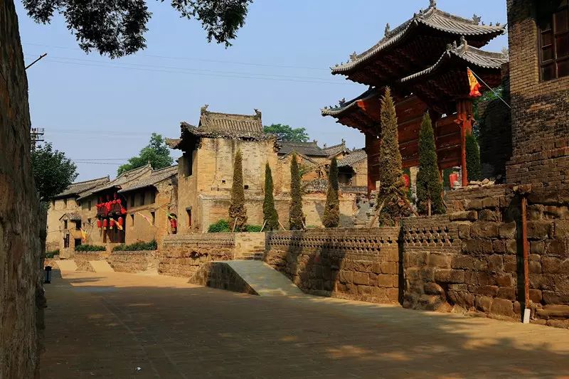 小县城的风景有多惊艳,小县城的风景不输大城市